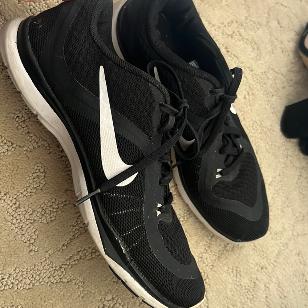 size 6 nike flex tr6